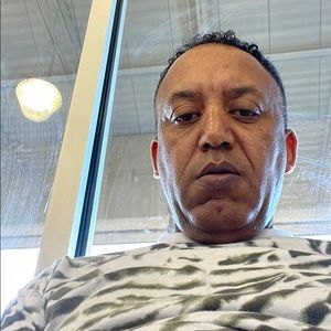 Meet your Posher, Fasil